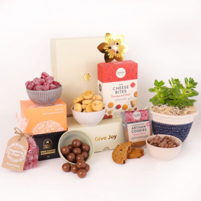 Nuts, Treats & Plant Gift Hamper - Medium