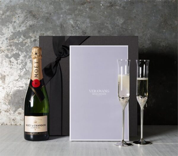 Vera Wang & Mo√´t & Chandon